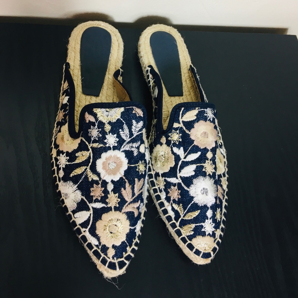 Alex & Alex embroidered mules size 39